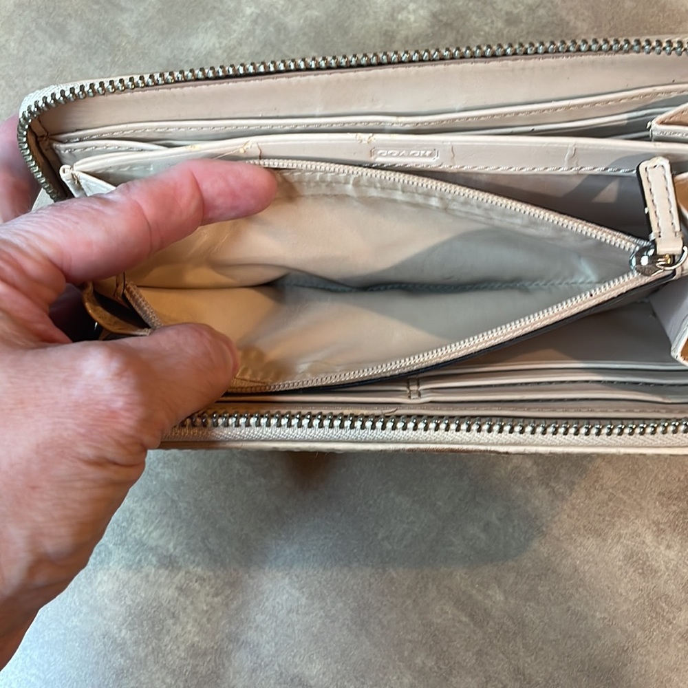 Authentic Coach Wallet - Picture 7 of 10